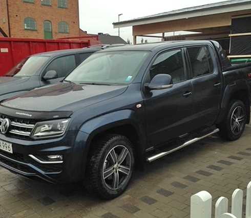 Blå Volkswagen Amarok Dubbelhytt 3.0 V6 TDI 4Motion stulen i Bromma väster om Stockholm